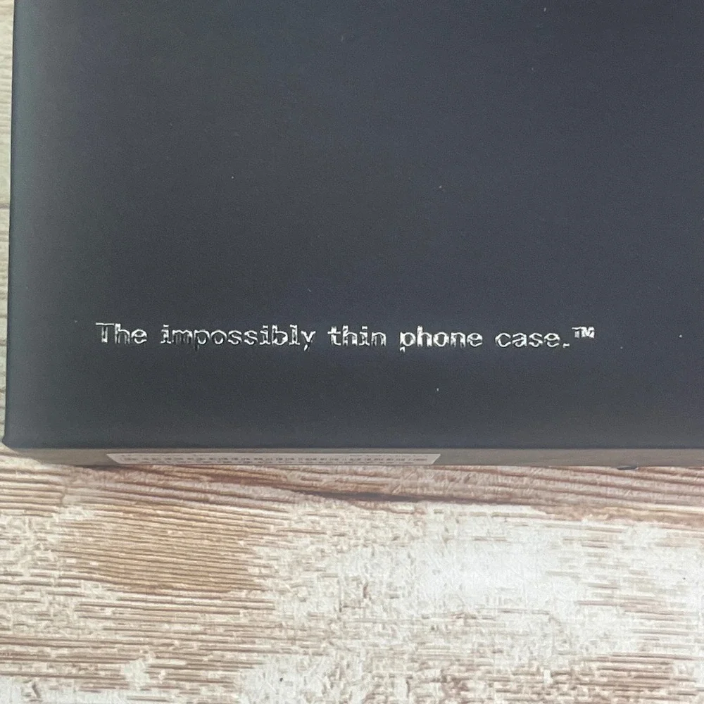 Latercase Classic Midnight Phone Case for iPhone 16 Impossibly Thin Feather‎